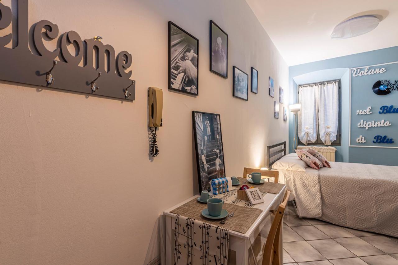 イントラDue Minuti Dal Lago Casa Melodiaアパートメント エクステリア 写真